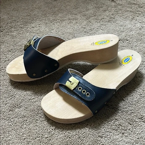 Dr Scholl’s wood slide sandals - Picture 1 of 13
